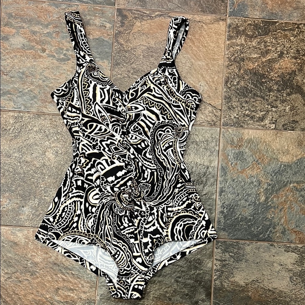 Black and White Patterned Women's One Piece Swimsuit